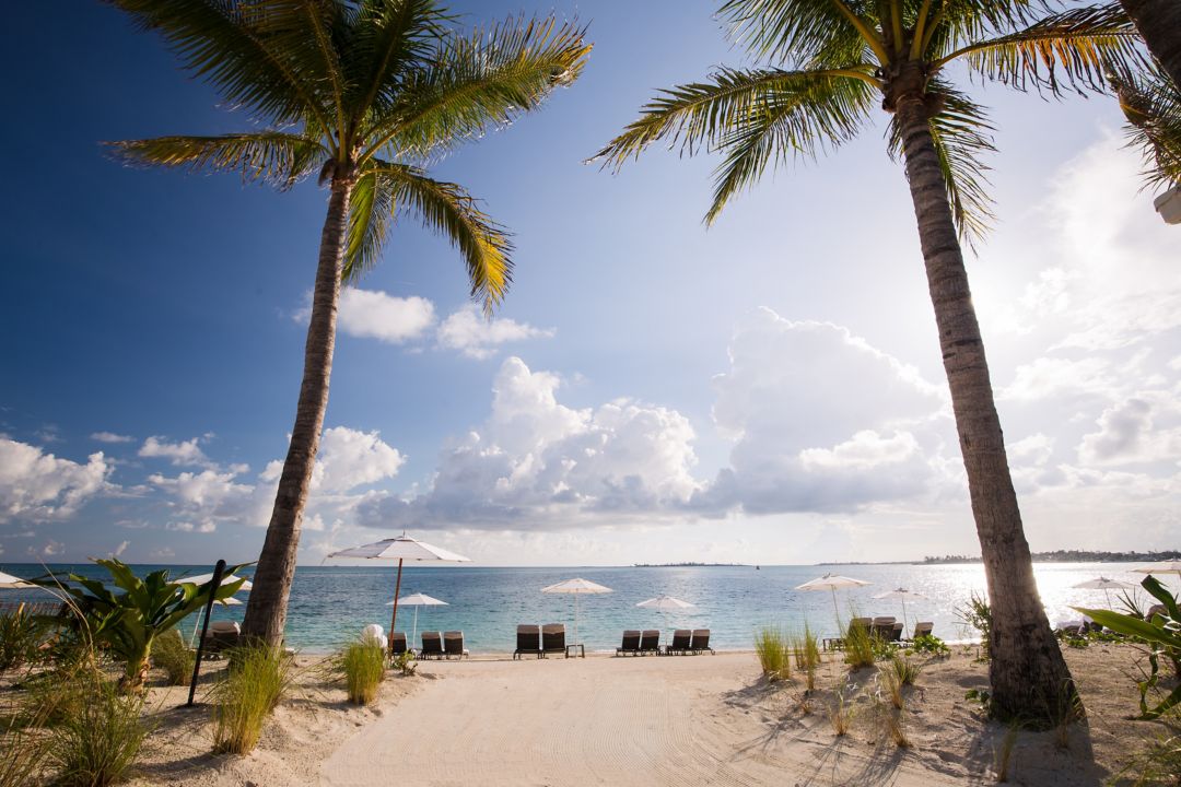 Look at Rosewood Beach from walking path